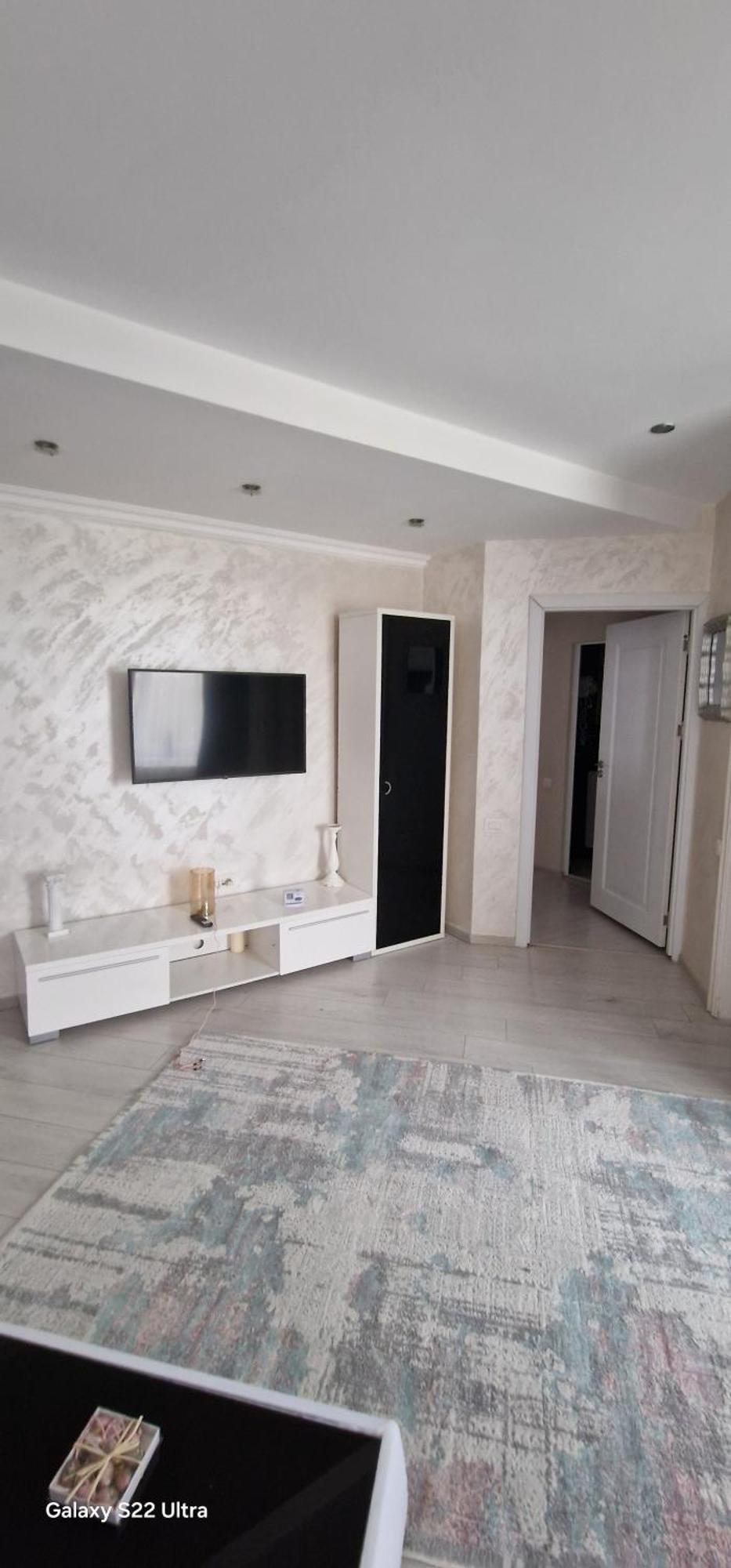 Hotel Jolie Apartments Галац Экстерьер фото